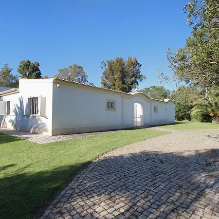 Golfinho Villa *