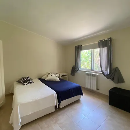 Villa Golfinho